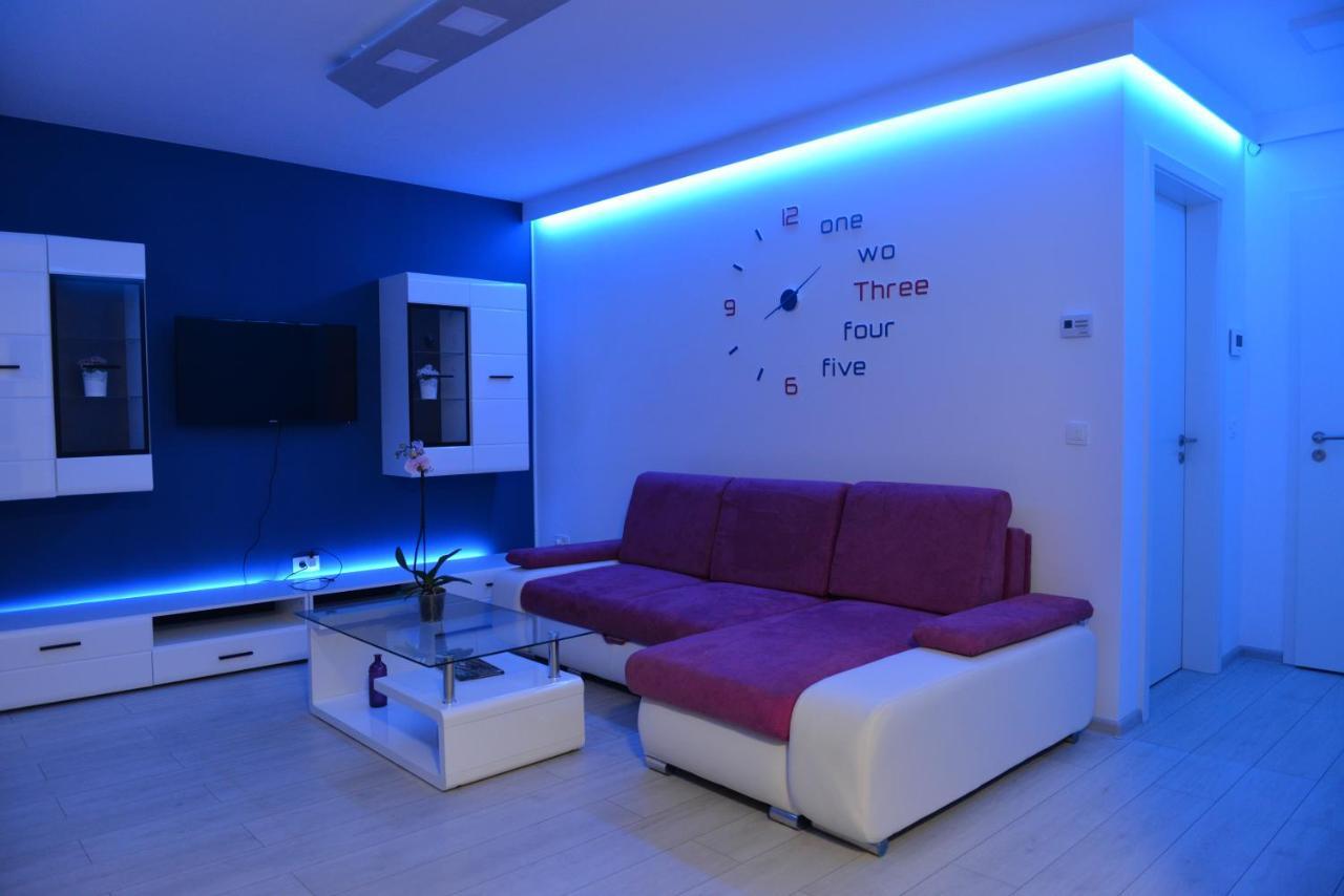 Coresi Deluxe Apartment 布拉索夫 外观 照片