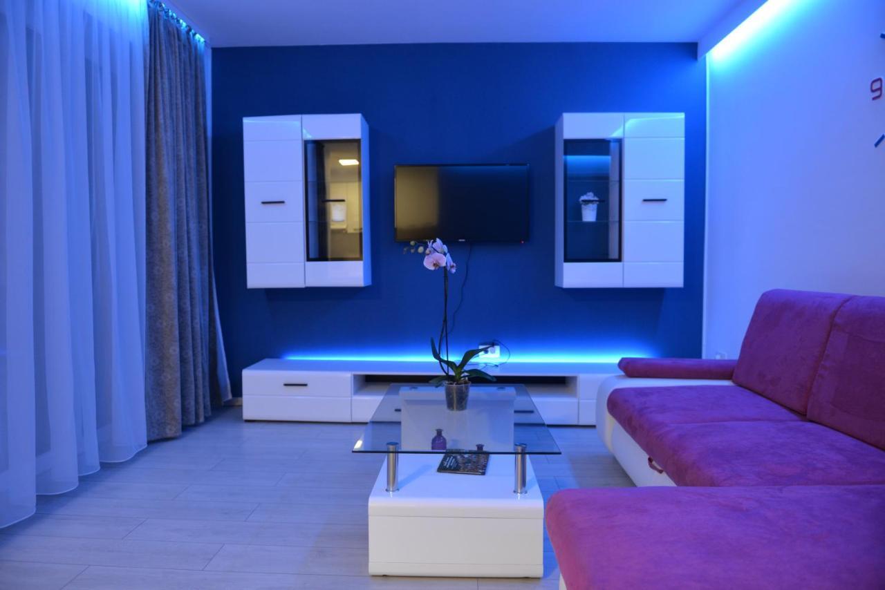 Coresi Deluxe Apartment 布拉索夫 外观 照片